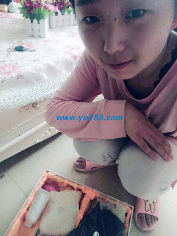 河南鄭州寶媽史女士在家?guī)Ш⒆又嗉媛氉鍪止せ钪槔C加工 河南鄭州寶媽史女士在家?guī)Ш⒆又嗉媛氉鍪止せ钪槔C加工(圖1)