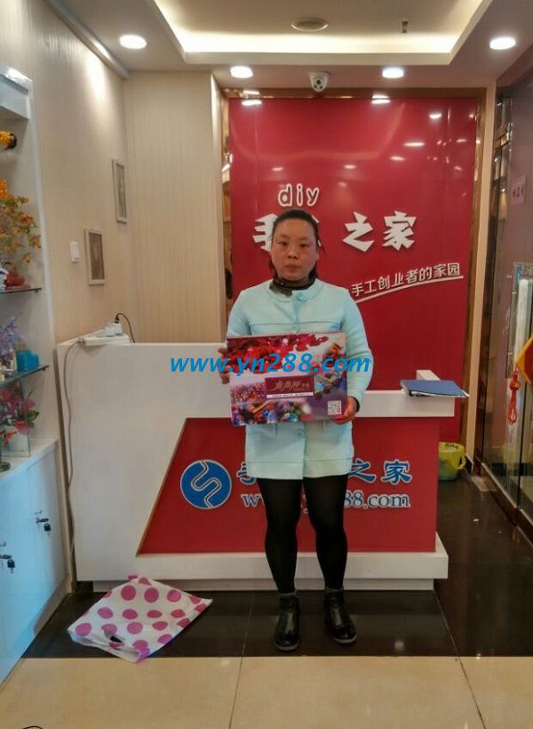 邯鄲大名家庭主婦趙大姐親自來手工活之家總部考察找活拿材料 邯鄲大名家庭主婦趙大姐親自來手工活之家總部考察找手工活拿材料(圖1)