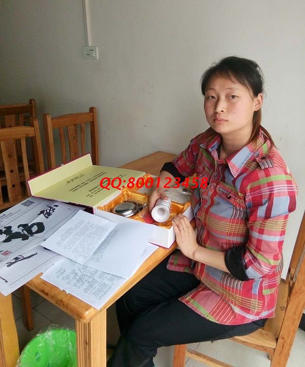 湖北十堰農(nóng)家菜館老板娘李女士業(yè)余時間做手工活珠繡加工賺外快 湖北十堰農(nóng)家菜館老板娘李女士業(yè)余時間做手工活珠繡加工賺外快(圖1)