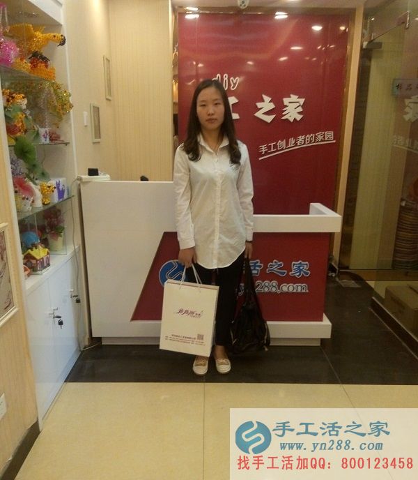 河北保定商店郝女士來手工活之家考察，欲組織人做手工活(圖1)