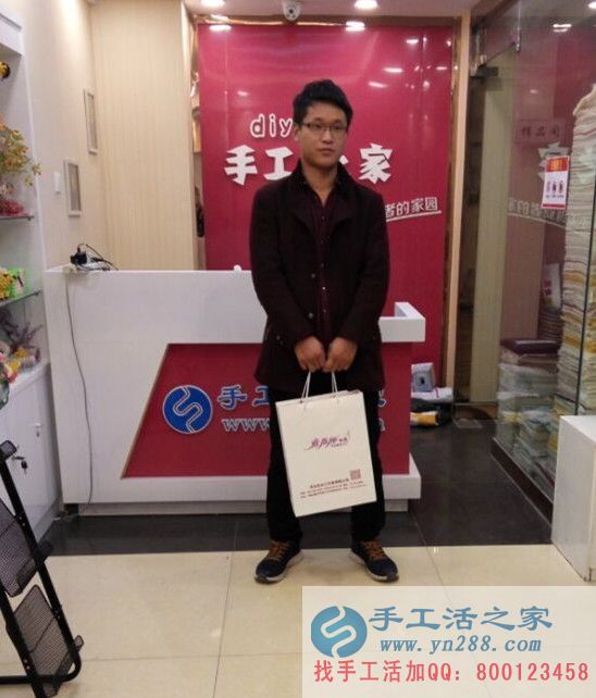 河南林州王先生想增加收入來到手工活之家考察合作好項(xiàng)目 河南林州王先生想增加收入來到手工活之家考察合作好項(xiàng)目