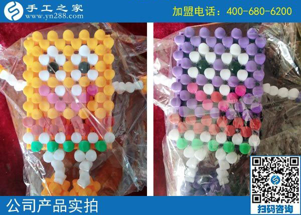 超市里的新收入，河南開封常女士做手工活加工項(xiàng)目掙了錢也帶動(dòng)了大家