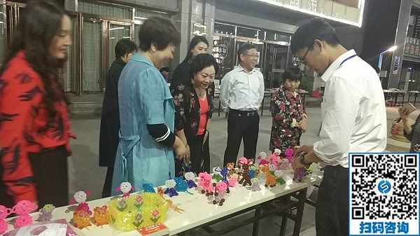 720元藏著重慶秦先生的勤奮，彩珠繡手工活兼職是著陸點(diǎn)