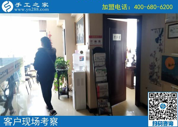 3月17日，想接正規(guī)廠家的手工活就選這里的珠繡免押金手工活，手工之家接待考察加工客戶剪影