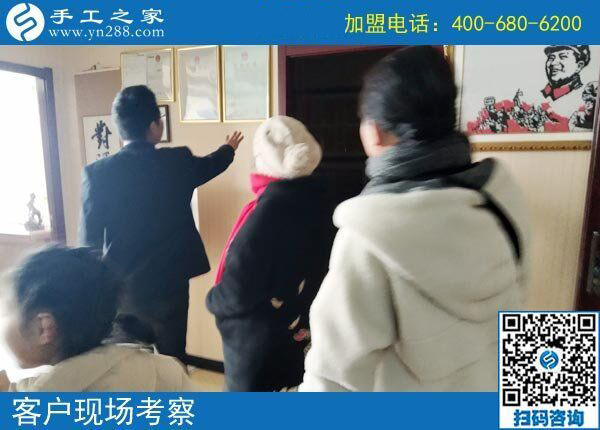 2年時間里，江蘇泰州胡女士堅(jiān)持在家做串珠手工活掙錢，為了什么