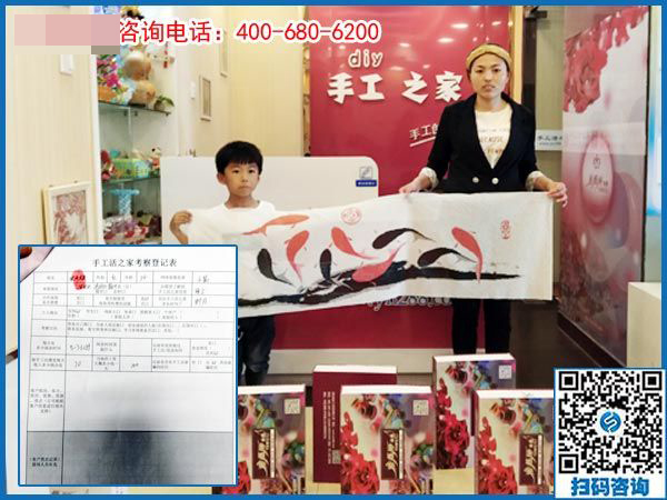 寶媽如何在家賺錢？河北滄州張女士帶著孩子來手工之家找活做(圖1)