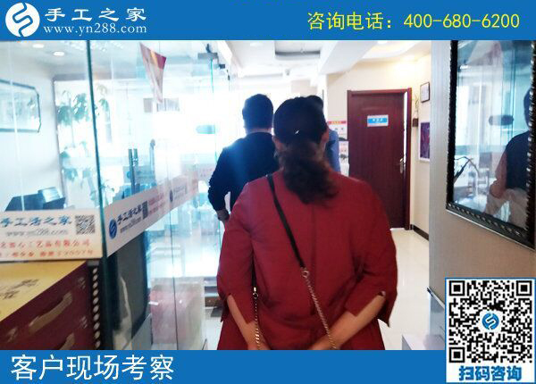 南京手工活在家做，讓下崗職工劉女士實現(xiàn)居家再就業(yè)(圖1)