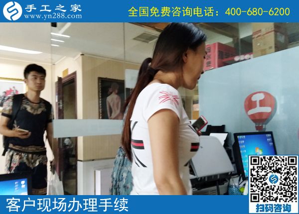 還會(huì)做這個(gè)選擇，湖北荊州王女士找到可以帶回家做的手工活掙錢好方法