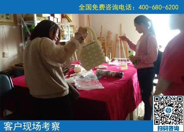 10月12日，這樣做，為了保證珠繡串珠外發(fā)手工活一直有活兒干、早結(jié)算加工費(fèi)。手工之家接待考察合作加工客戶剪影