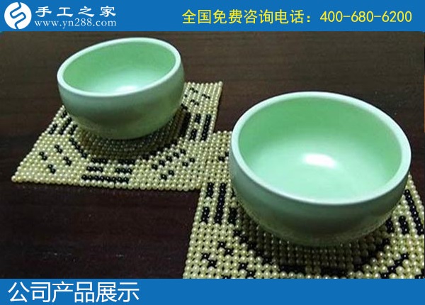 12月25日，靠譜的純手工活外發(fā)加工，在家做手工活賺錢，就是珠繡外發(fā)手工活，手工之家勵(lì)志珠串珠純手工產(chǎn)品展示