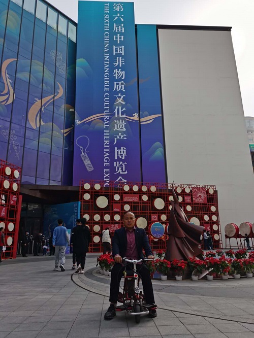 非遺傳承，服務(wù)社會才是出路和歸宿！-----記手工之家創(chuàng)始人受邀參加第六屆中國非物質(zhì)文化遺產(chǎn)博覽會(圖2)
