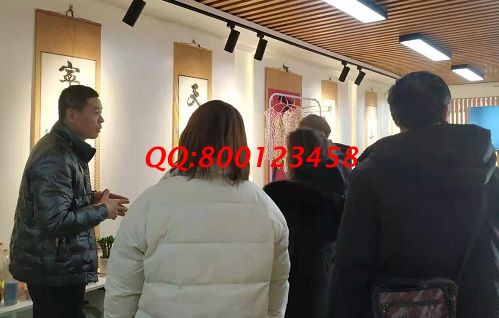 1月1日，元旦假期把手工活拿回家做，這個(gè)串珠外發(fā)手工活加工能掙錢(qián)，手工之家接待考察合作加工客戶剪影