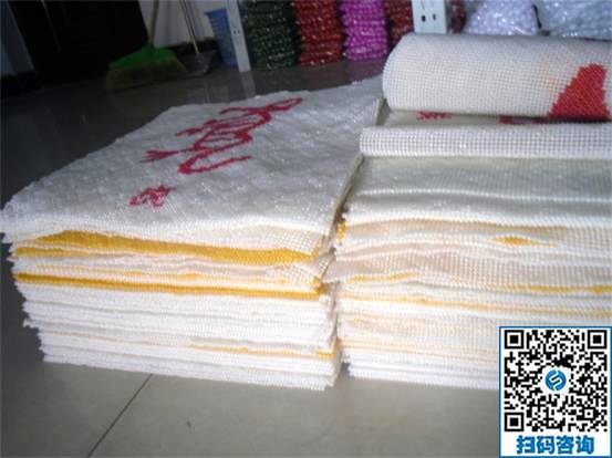 農(nóng)村寶媽找到在家掙錢新方法，就是做這個(gè)手工活(圖1)