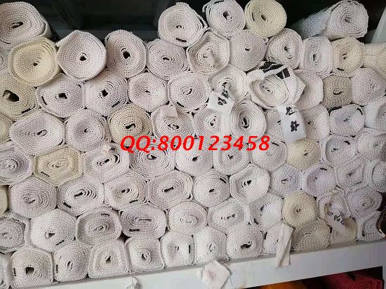 2月25日，手工外加工，能掙錢的手工活就是珠繡外發(fā)手工活，勵志珠珠繡成品倉庫一角實拍