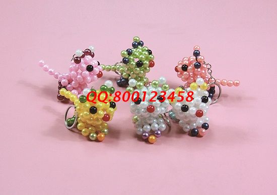 1月20日，想做手工活掙錢，拿回家做的手工活，居家就業(yè)創(chuàng)業(yè)，手工之家的珠繡串珠手工活外發(fā)加工項目是個好選擇，圖為勵志珠珠繡串珠成品實拍