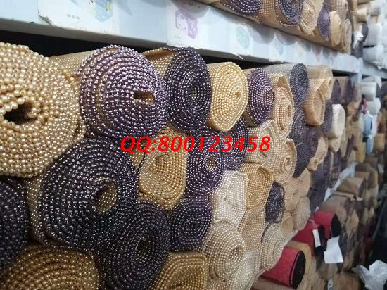 4月8日，做手工活掙錢，拿回家做的手工活，就選正規(guī)可靠的十多年老企業(yè)手工之家，勵(lì)志珠珠繡成品倉(cāng)庫(kù)實(shí)拍