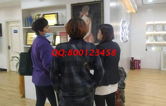 4月15日，拿回家做的手工活，非遺項目勵志珠珠繡加工項目，就業(yè)創(chuàng)業(yè)都很適合。手工之家接待考察合作加工客戶剪影