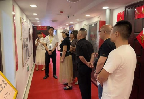 拳拳愛心，只為世間溫暖------記愛心企業(yè)手工之家創(chuàng)始人郝總