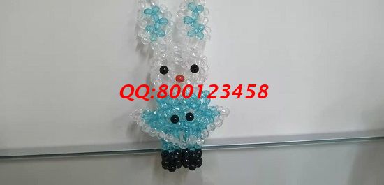 8月1日，拿回家做的手工活，可靠放心的外發(fā)手工活，就來手工之家，圖為勵志珠珠繡串珠成品實拍