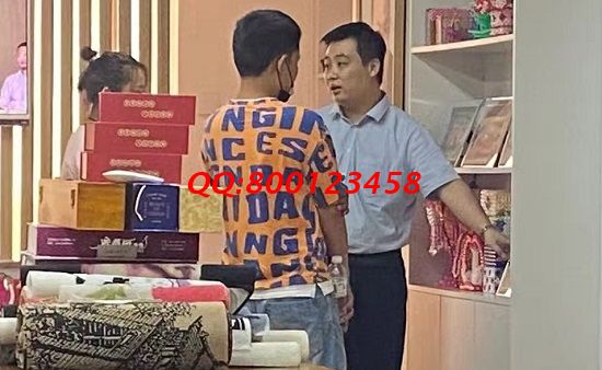 8月6日，拿回家做的手工活，加工費(fèi)有保障的手工活，就選勵(lì)志珠珠繡，圖為手工之家接待考察合作客戶剪影