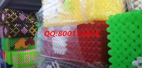 8月16日，在家賺錢的手工活，可以寄到家做的手工活，勵志珠珠繡外發(fā)手工活有這樣的服務(wù)，圖為勵志珠珠繡串珠產(chǎn)品實拍