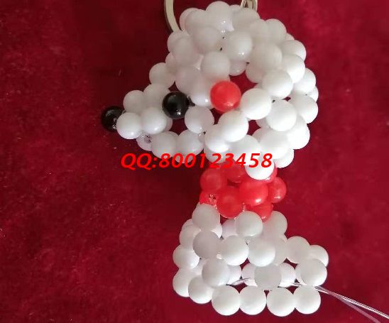 8月20日，可以寄到家做的手工活，在手工之家能找到正規(guī)可靠的管回收手工活，圖為勵(lì)志珠珠繡串珠小飾品成品及加工細(xì)節(jié)實(shí)拍