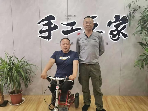 一次獎金100000元，做珠繡非遺手工，我驕傲！--- ---記湖南湘西代理周總在手工之家領取獎金