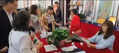 讓更多人在這里收獲成長(zhǎng)！--- --- 記手工之家第五期全國(guó)優(yōu)秀繡娘培訓(xùn)會(huì)開啟