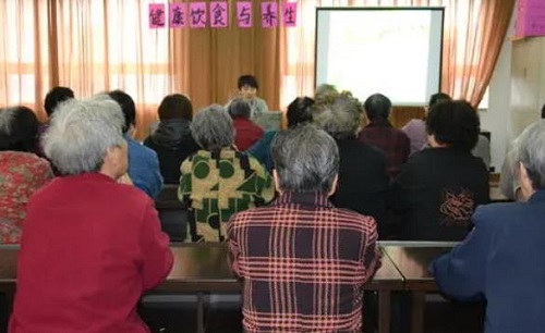 防騙在行動，手工之家提醒大家，這幾種騙老人的騙局要了解，要提防(圖1)