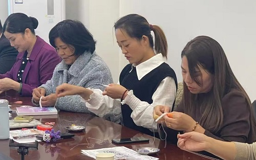 好好學(xué)、好好做，就會(huì)有收獲！ --- ---記手工之家各級(jí)代理技術(shù)培訓(xùn)優(yōu)秀學(xué)員申女士