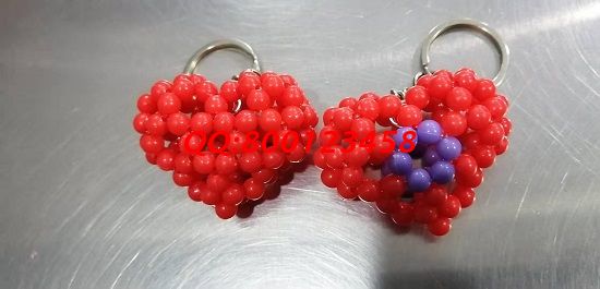 11月22日，想接正規(guī)廠家的手工活，可以寄到家做的手工活，就選有多種優(yōu)勢的手工之家，圖為勵志珠珠繡串珠（小飾品）成品實(shí)拍