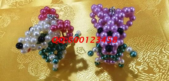 11月26日，不分人群，做珠繡串珠外發(fā)手工活加工項目，大家都選手工之家，圖為勵志珠珠繡串珠成品實拍(圖2)