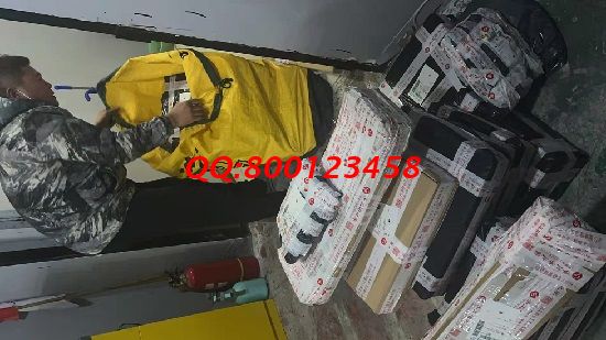 11月29日，可以帶到回家做的手工活，在家做手工活掙錢(qián)，大家可以到十多年的老企業(yè)手工之家考察合作，圖為快遞小哥送來(lái)各地寄回的勵(lì)志珠珠繡成品實(shí)拍(圖4)