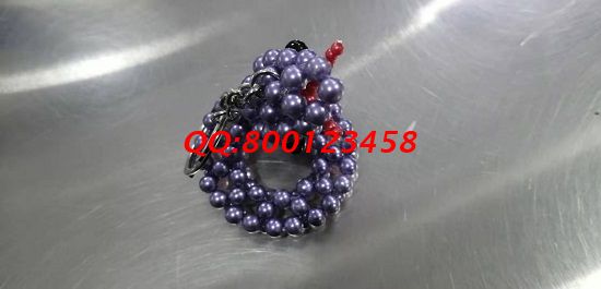 12月2日，想在家做手工活掙錢(qián)，想選擇手工之家的勵(lì)志珠珠繡，材料方面的政策很完善，可以放心選擇，圖為勵(lì)志珠珠繡串珠產(chǎn)品實(shí)拍(圖2)