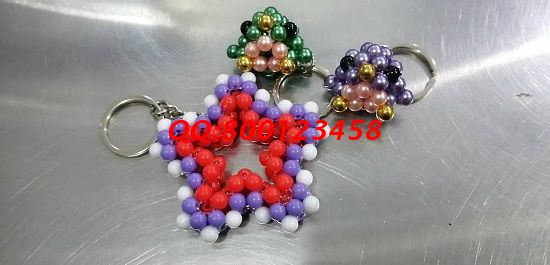 12月18日，想在家做手工活掙錢，找可以帶回家做的手工活，手工之家適合大家、也讓大家放心，圖為勵(lì)志珠珠繡串珠產(chǎn)品實(shí)拍(圖3)
