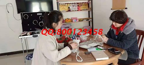 1月30日，正規(guī)手工活在家賺錢，可以寄到家做的手工活，選十多年的手工企業(yè)手工之家的珠繡串珠外發(fā)手工活，圖為各地加工人員工作室剪影