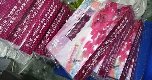 3月14日，純手工活外發(fā)加工，驗(yàn)收入庫及時(shí)、標(biāo)準(zhǔn)明確，十多年的手工企業(yè)手工之家的手工活外發(fā)加工項(xiàng)目讓人放心，圖為倉儲(chǔ)部?jī)蓚€(gè)倉庫日常剪影
