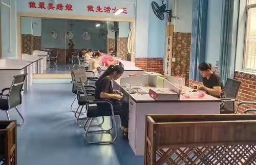 端午粽飄香，居家珠繡忙------手工之家給大家送端午祝福