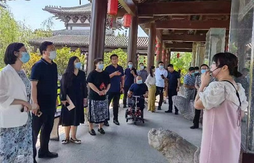 交流研討，在產(chǎn)業(yè)化、市場(chǎng)化、品牌化道路上前行 --- ---記2022邯鄲“青創(chuàng)營(yíng)”走進(jìn)大名府(圖2)