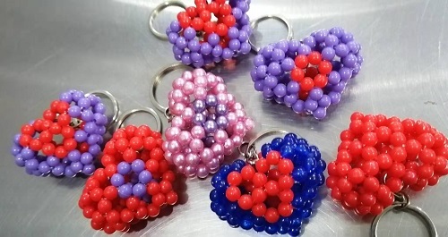 真值得，花閑暇時間在家做串珠外接手工活常年都有收入(圖1)