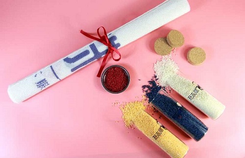 用責(zé)任和愛心，幫更多的人居家手工掙錢 --- --- 記手工之家優(yōu)秀合作伙伴云南楊女士