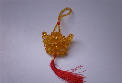 3月27日，純手工加工項(xiàng)目，拿回家做的手工，在手工之家,哪種合作者的收入比較好，圖為勵(lì)志珠珠繡串珠手工產(chǎn)品剪影