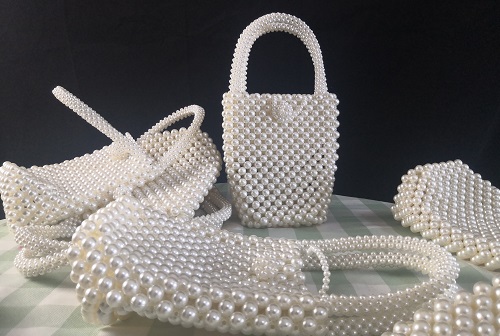 很多人會(huì)問，手工之家的移動(dòng)潮品店都對(duì)什么人開放合作？