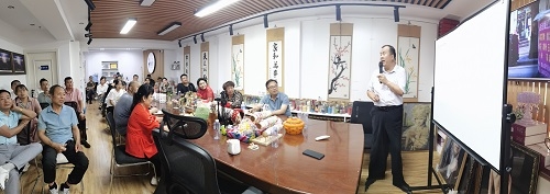 飾品加工廠+移動潮品店，讓大家一起做手工掙錢 ------ 記石家莊項(xiàng)目考察團(tuán)隊(duì)到手工之家考察合作