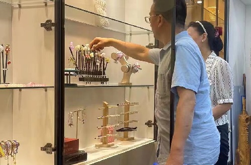 有朋自遠方來，只為手工而相聚 ------ 記石家莊和甘肅的朋友來到手工之家學(xué)習(xí)考察