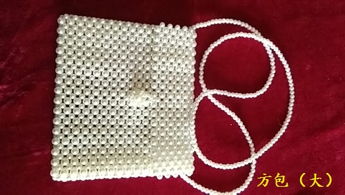 8月17日，可在家做的兼職手工活，想接正規(guī)廠家手工項(xiàng)目,做手工傳承官，在手工之家，重合作、重服務(wù)，圖為串珠米珠繡純手工產(chǎn)品剪影
