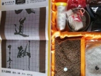 秋高氣爽，在家做串珠手工活加工很合適