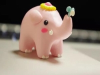 軟陶手藝人的發(fā)展好機遇，手藝人創(chuàng)業(yè)孵化營提供了更大的舞臺和支持