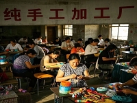 年后找活不用愁，對于有“閑時間”的她們來說，在家小成本開手工加工廠有搞頭