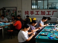 普通家庭致富好門路，在家低成本開純手工加工廠，收入好，一家人都能上手